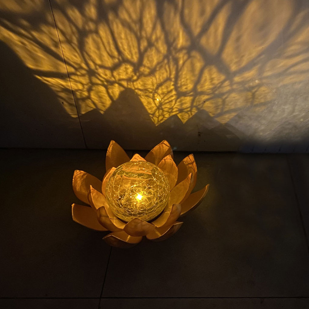Lotus Shaped Garden Solar Ligh - Outdoor Lighting Halloween 评论和价格